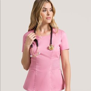 Jaanuu pintuck scrub top in pink